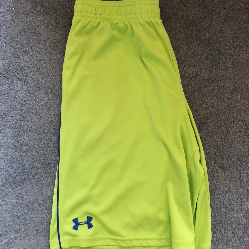 Boys Under Armour shorts